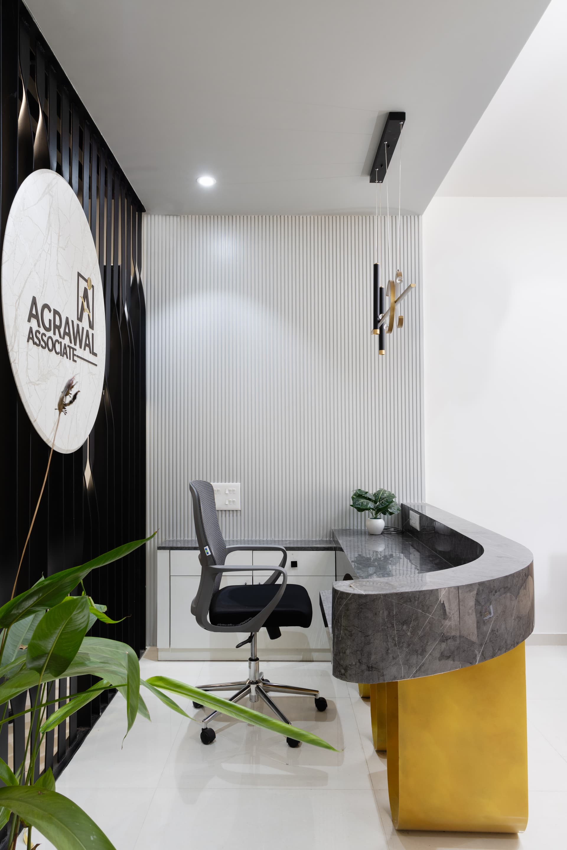 Agrawal  Associate-thumb-1