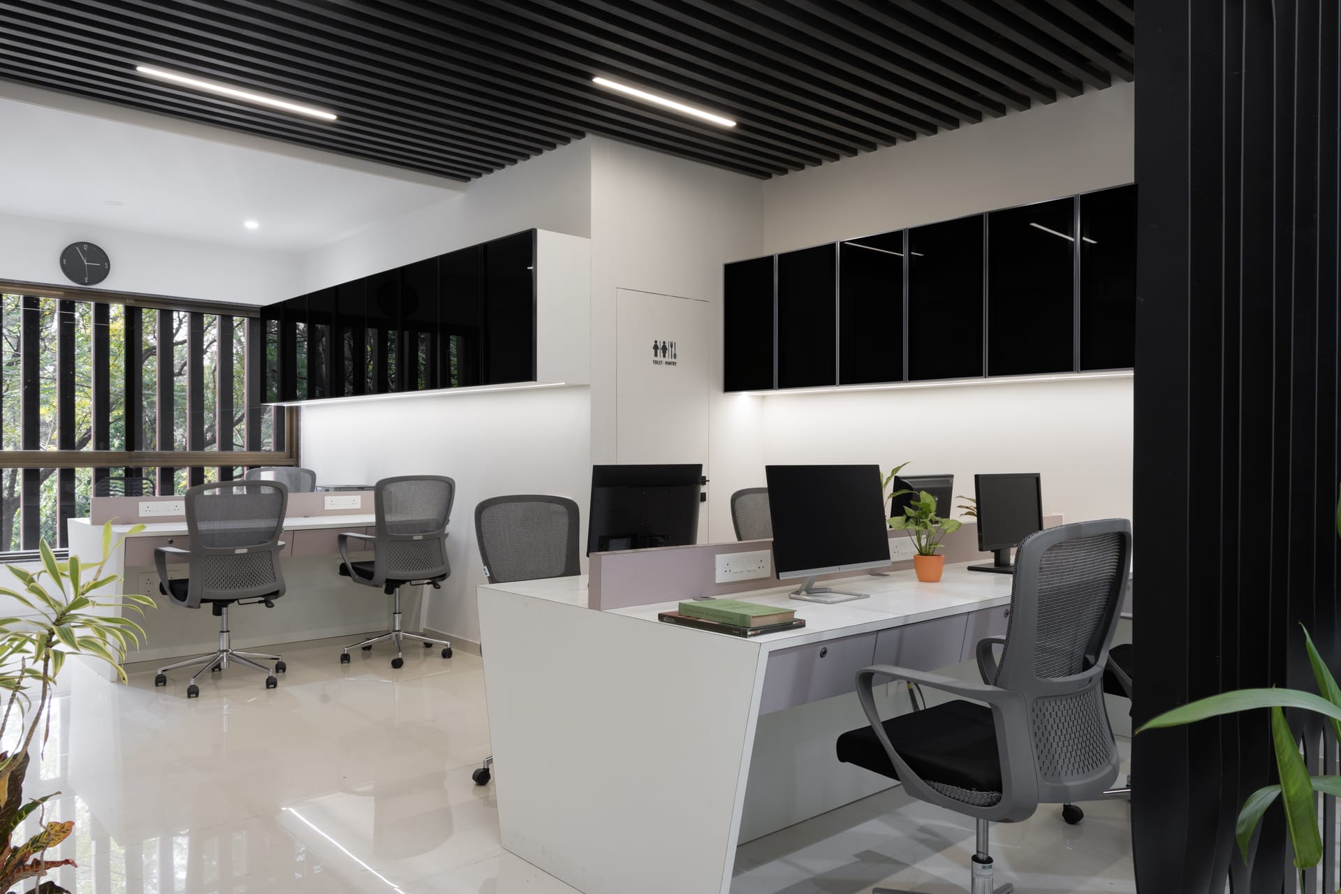 Agrawal  Associate-7